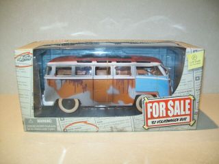 Jada Toys  1962 Vw Volkswagen Bus - 1:24 Scale Diecast