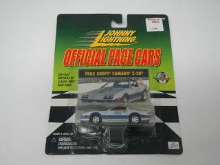 Johnny Lightning Official Pace Cars 1982 Chevy Camaro Z - 28 Real Riders