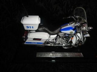 Maisto California Highway Patrol Harley - Davidson Flhr Road King Die Cast 1:18