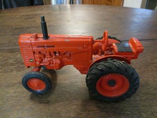 Vintage 1947 Ertl 1/16 Scale Diecast John Deere Mi Tractor Farm Toy