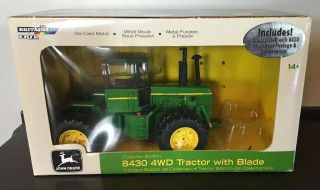 1/32 Ertl Britains - John Deere 8430 4wd Tractor With Missing Blade No Dvd