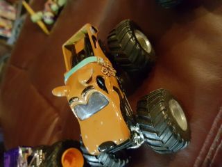 1/64 Hot Wheels " Monster Jam " Monster Truck - Scooby Doo -