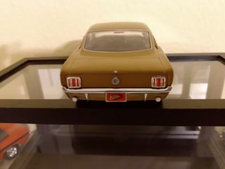 1965 Ford Mustang Fastback 1/24 Scale (Johnny Lighting) 3