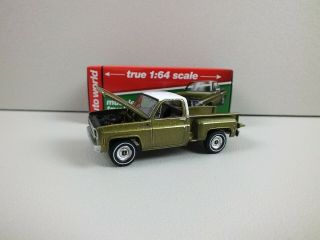 Auto World 1973 Chevy Cheyenne Stepside in Lime Iridescent Loose 2