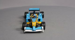 Hot Wheels 1:18 Scale Die Cast Fernando Alonso 8 Renault R23 Formula 1 Car Ex