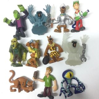 Random 11 Scooby Doo Mystery Mates Solving Crew & The Monsters Mega 2.  5  Figure