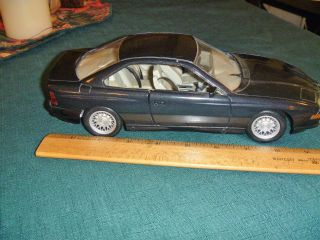 Model Car Black Bmw 850i Scale 1/18