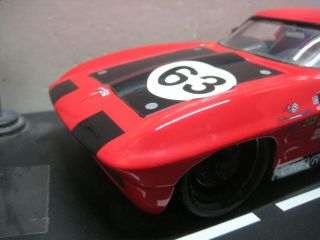 JADA TOYS BIG TIME MSUCLE 63 CORVETTE RACE CAR WITH DIARAMA IN 1/18TH SCALE 3