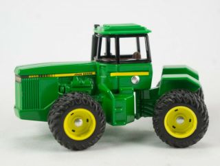 Ertl John Deere 8850 4wd Tractor With Duals,  Vintage 575 1:64 Scale Toy
