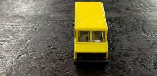 Hot Wheels The Simpsons Homer ' s Nuclear Waste Van 1990 Yellow Hubcaps 4