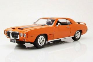 1969 Pontiac Firebird,  Orange - Road Signature 92368 - 1/18 Scale Diecast Model