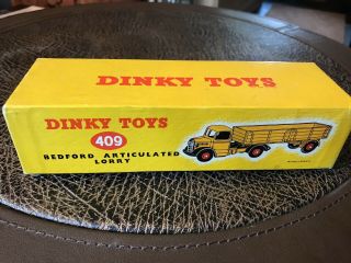 Dinky Toys No.  409 Medford Articulated Lorry - 1960 