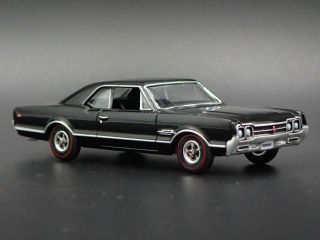 1966 Olds Oldsmobile 442 Rare 1/64 Scale Limited Diorama Diecast Model Car