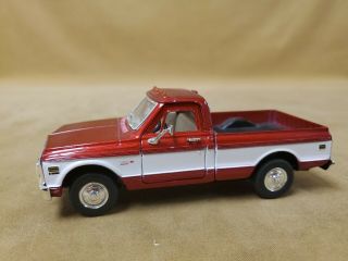 Diecast 1972 Chevrolet Cheyenne Pickup Truck 1:32 Scale Red Welly