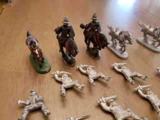 25mm unpainted Spanish Conquistadors 7 horses 17 knights metal 2