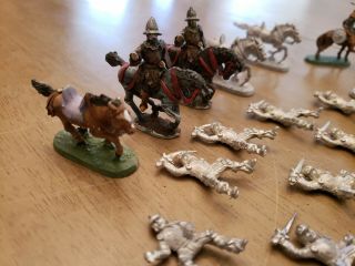 25mm unpainted Spanish Conquistadors 7 horses 17 knights metal 5