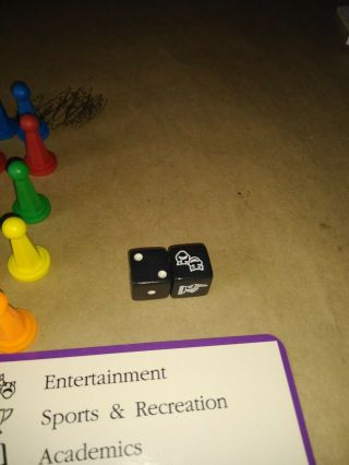 1995 TriBond Board Game Replacement 15 Pawns & 3 Reference Cards & 2 dices Only 3