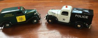 Liberty Classics 1940 Ford Police & 1937 Chevy Sheriff Vehicles Metal Coin Banks