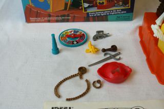 Vintage Ideal Game Rattle Me Bones Motorized Game 1989 4
