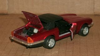 1/42 Scale 1992 Jaguar XJS V12 Soft Top Diecast Car Model - Welly 8670 Red 4