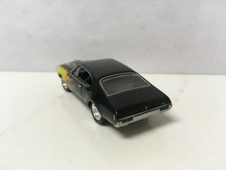 1968 68 Olds Oldsmobile Cutlass 442 Collectible 1/64 Scale Diecast Diorama Model 3