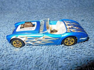 2000 Hot Wheels Blue Austin Healey 1:64 Diecast Car W/ White & Gold Flames