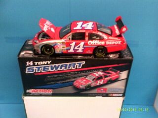 2009 1/24 14 Tony Stewart Old Spice Cot C/w/c Action