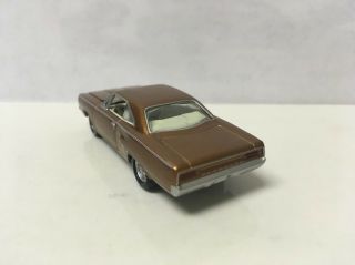 1970 70 Plymouth Road Runner Collectible 1/64 Scale Diecast Diorama Model 3