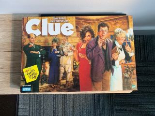 Clue Parker Brothers Vintage 1998 Classic Detective Board Game