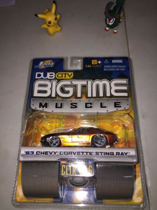 Jada Toys Diecast 1/64 Dub City Bigtime Muscle 63 Chevy Corvette Sting Ray