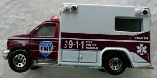 Matchbox 1996 " County Ems " 9 - 1 - 1 Ambulance Ford Econoline E - Series E350 Loose