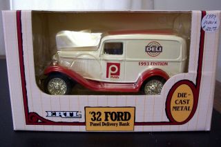 Ertl 1/25 Scale 1932 Ford Panel Truck Publix