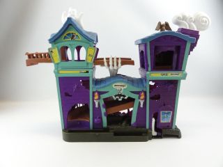 Matchbox Haunted House 2003 Hero City Spooky Sounds Playset Moves