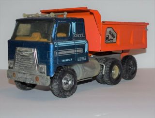 Ertl International 1/16 Dump Truck With Hydraulic Automatic Dump Bed Made In USA 3