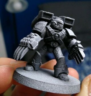 Warhammer 40k Space Marine Captain With Jump Pack