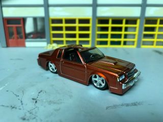 1/64 1987 Buick Regal T - Type/candy Red/blk Int/ T - Tops/turbo V - 6/17 " Alloys