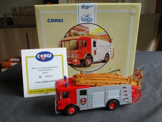 Corgi 1/50 Aec Pump Escape Fire Engine " The Nottingham " Limited (97355)