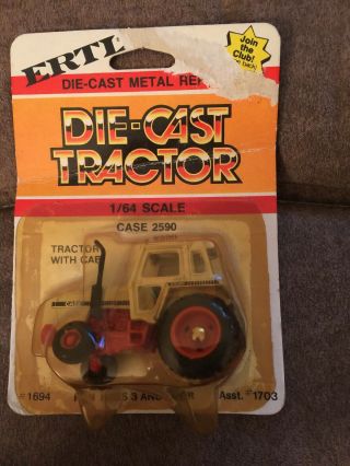 Ertl Die Cast Tractor 1/64 Scale Case 2590 Collectible