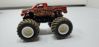 Hot Wheels Monster Jam 1:64 Scale Gunslinger Diecast Monster Truck Mud Tires