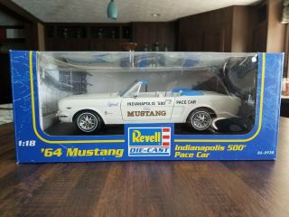 Revell 1/18 Scale Die - Cast 1964 Ford Mustang Indy 500 Pace Car