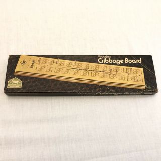 Vintage E.  S.  Lowe 1974 Wooden Cribbage Board Milton Bradley Model 1503