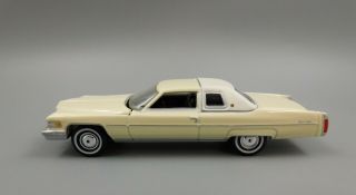 2013 Auto World Loose Cream 1967 Cadillac Coupe Deville 1:64 Scale