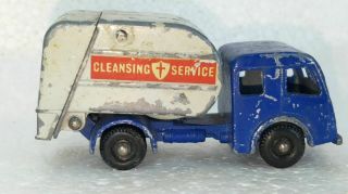 Matchbox Lesney TIPPAX REFUSE COLLECTOR 15 C Made in England in 1963 4
