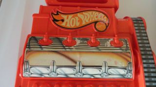 1983 Hot Wheels Racers Engine Carrying Case,  15 Cars