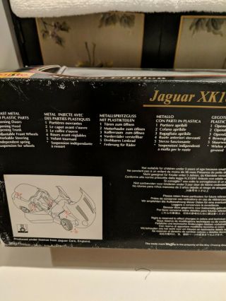 Jaguar XK 180 diecast 3