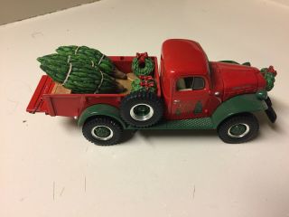 Tonka Tree Farms - Dodge Power Wagon - Christmas Truck - 1:35 Scale Die Cast