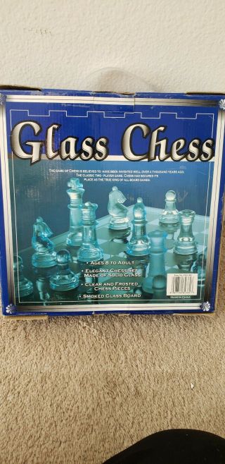 Elegant Glass Chess Set 3
