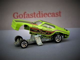 1971 71 Ford Mustang Funny Car 1/64 Scale Collectible Model S