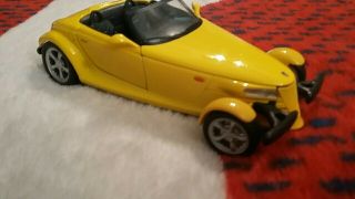 1997 Plymouth Prowler - 1/24 Scale Maisto Die - Cast Car - Yellow
