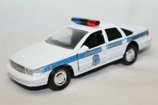 Road Champs 1:43 Scale 1998 Chevrolet Caprice Dayton Police - Loose